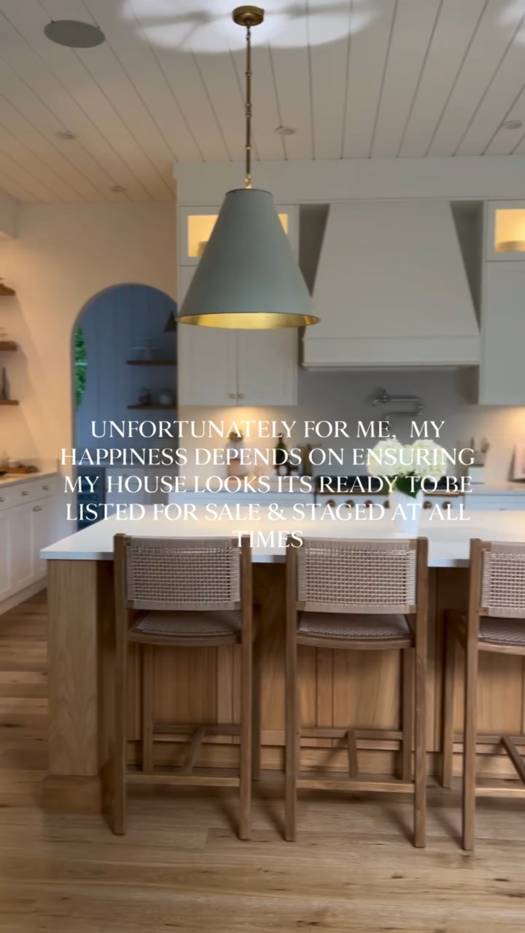 I can hear my mother snorting with laughter at this😂 

Unfortunately for me, my happiness depends on my house looking like it’s ready to be listed for sale at any given moment and staged accordingly. I can’t rest until it’s clean.

Having a 1 & 5 year old makes this a CHALLENGE 🧹