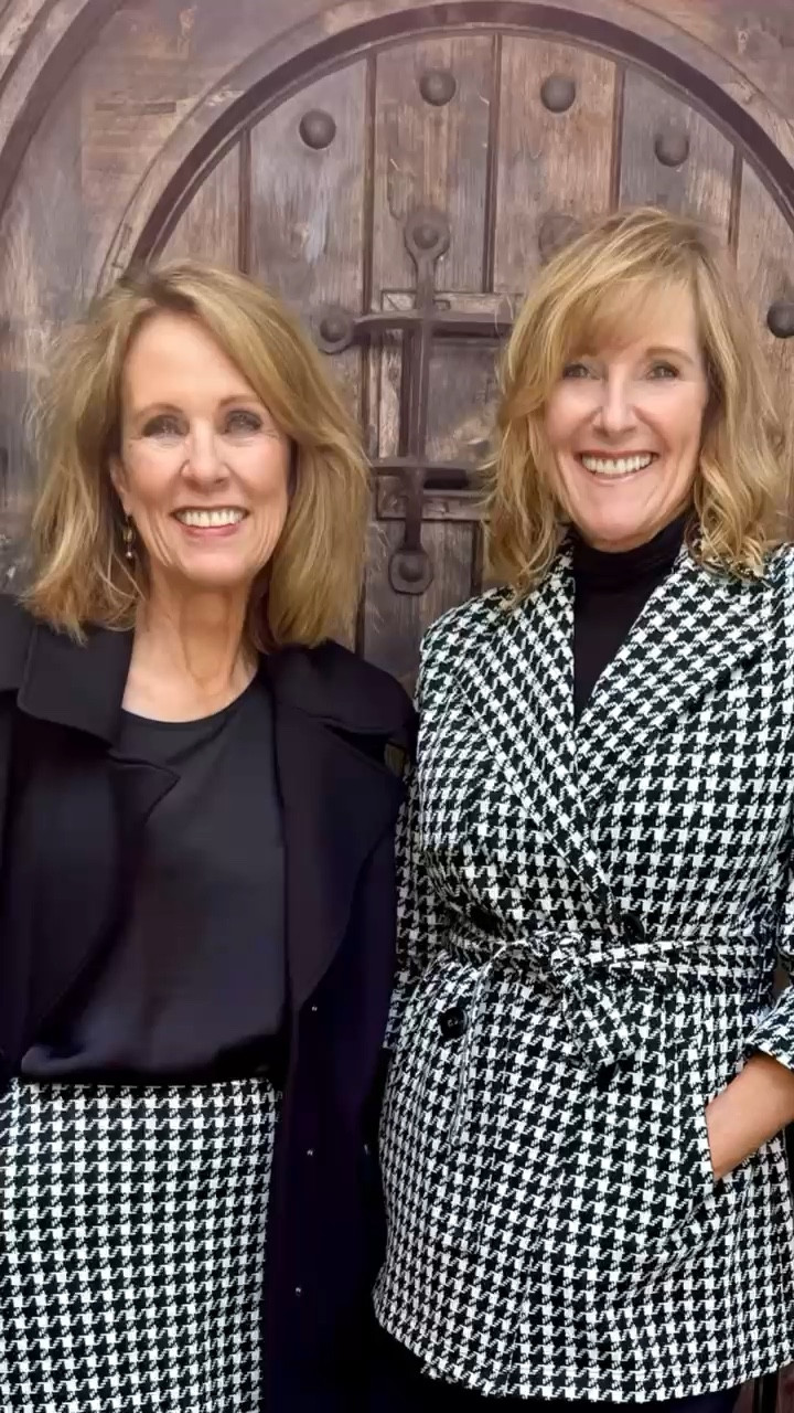 SiO Facelift Patch Combo includes a patch for your forehead, eye and smile patches and a neck patch!

The purpose of these patches is to minimize fine lines and wrinkles while preventing future wrinkles. They assist with minimizing neck creases and crepey skin while hydrating.

Easy to use… apply patches to clean and dry skin… leave on up to eight hours or less… you can even sleep with them.

The patches can be used up to 10x!!

These are medical grade silicon patches that deliver!!!!

Use as many times as you want or before an event for a refresh!
#ad
#skincare






#LTKBeauty #LTKOver40