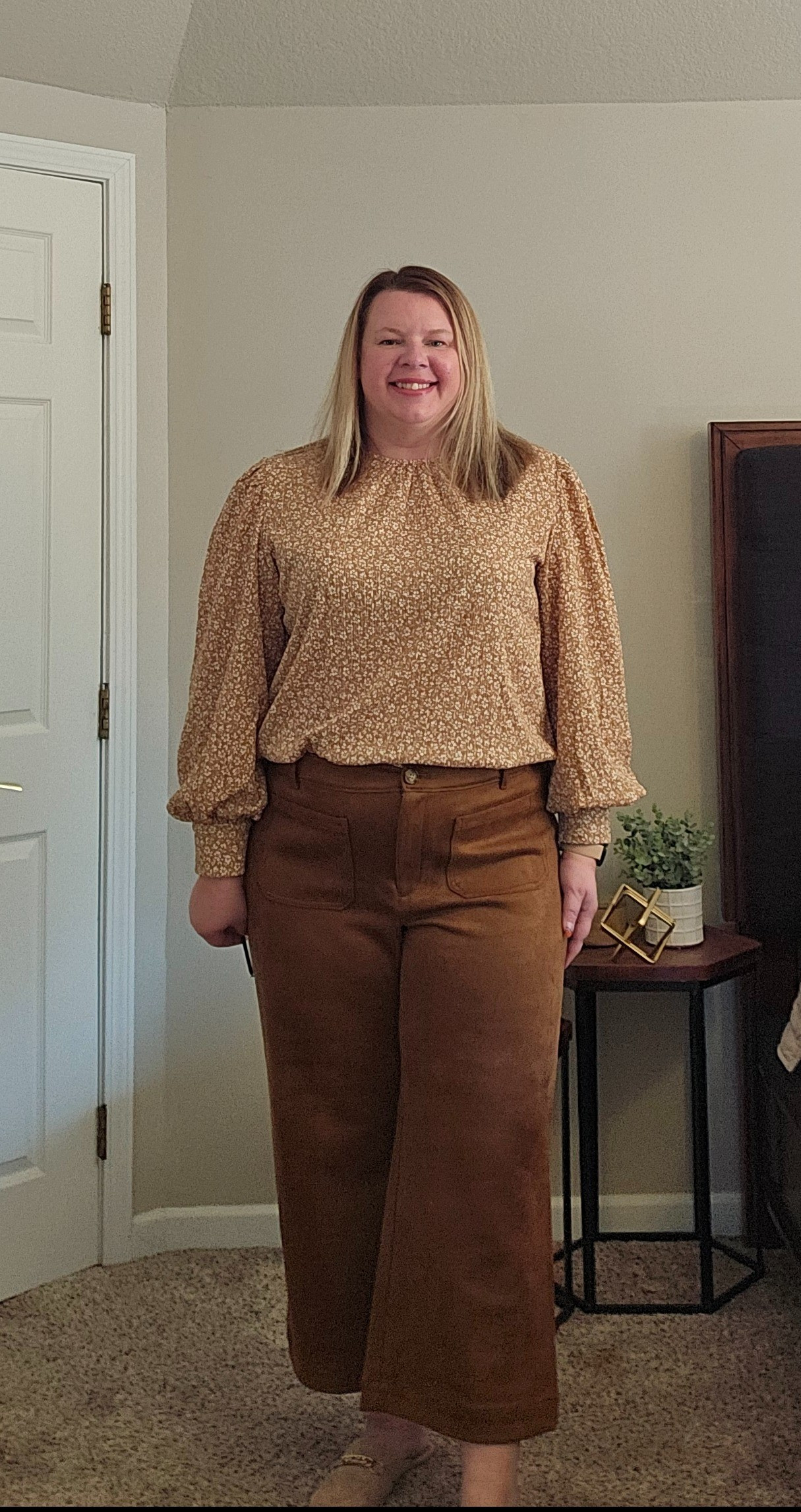 This is a great outfit for work or I think this would also be super cute for a more dressy Thanksgiving outfit.  Wearing an XL in the floral blouse top and size 34/18 in faux suede pants.

#LTKSaleAlert #LTKMidsize #LTKFindsUnder100