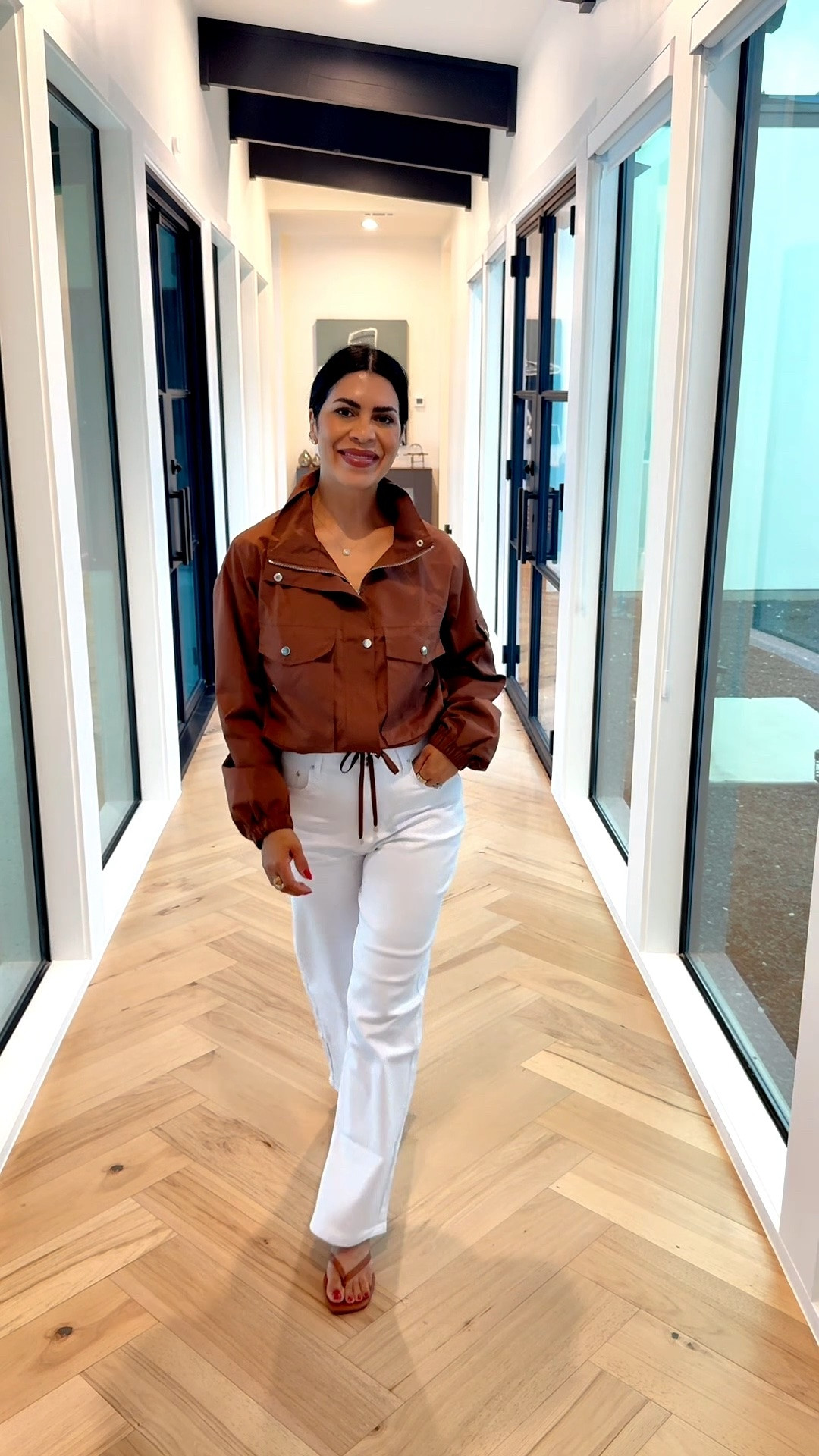 Perfect pair of white denim and this cropped jacket… perfect for any date night

#LTKootd #LTKOver40