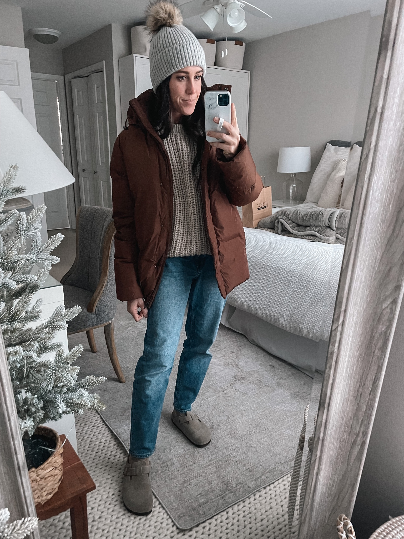 12.1.22
Jenni Kayne Coat, Mango Sweater, H&M Jeans and Birkenstock Boston Clogs 

#LTKGiftGuide #LTKHoliday #LTKstyletip