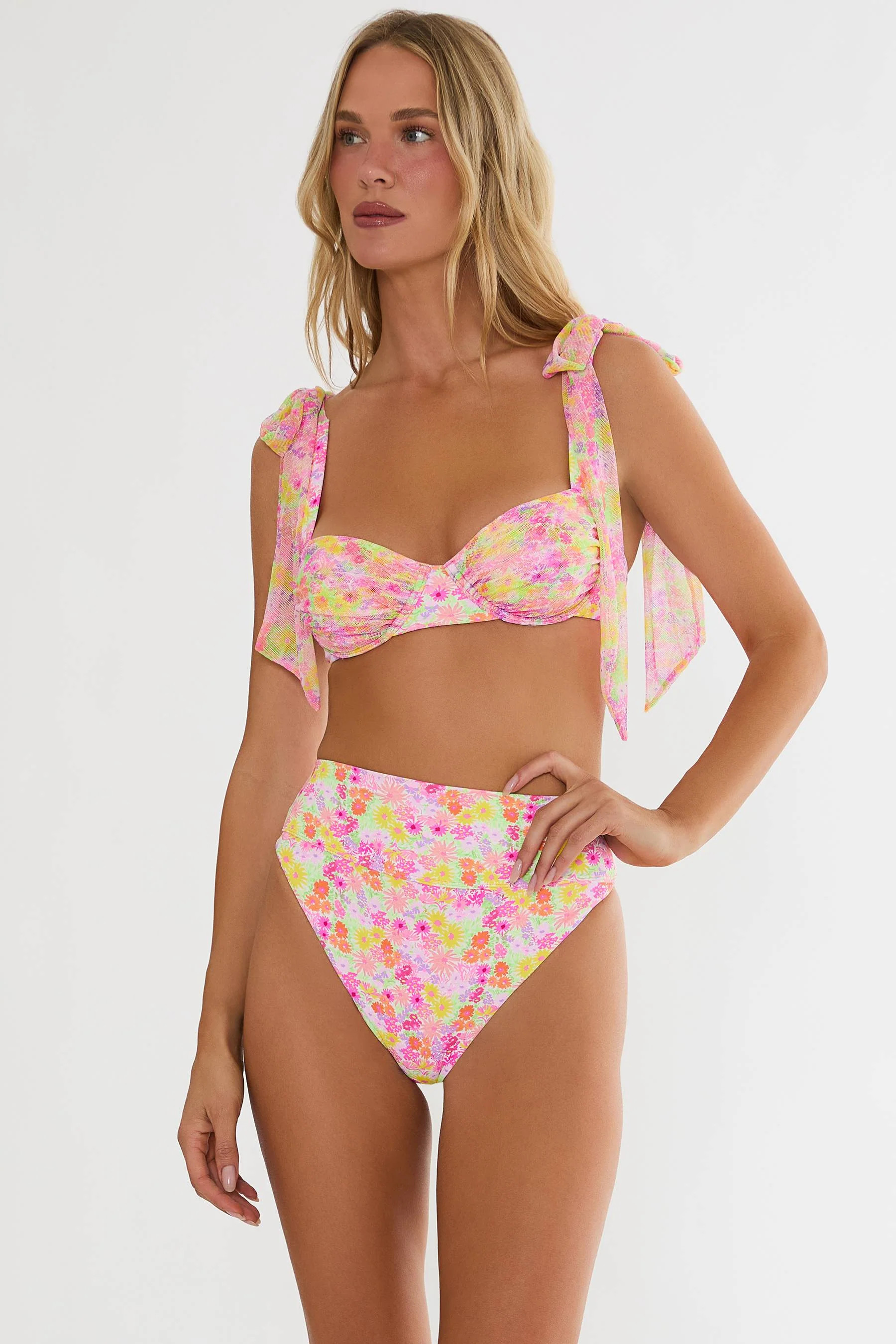 Drea Top Neon Bouquet | Floral Underwire Bikini Top | Beach Riot | Beach Riot