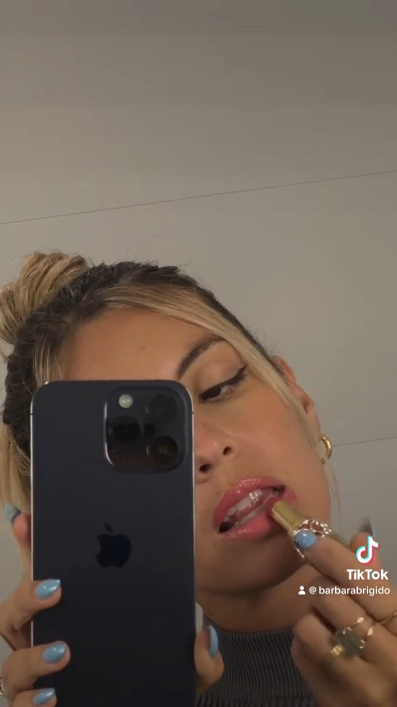 💄 best lipgloss from YSL

beauty - makeup - lipstick 

#LTKVideo #LTKbeauty #LTKfindsunder100