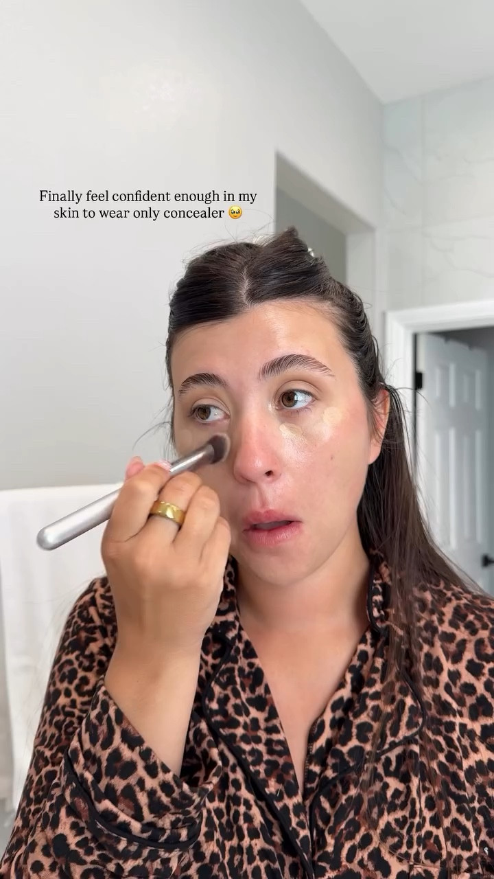 Finally feel confident enough in my skin to wear only concealer 🥹