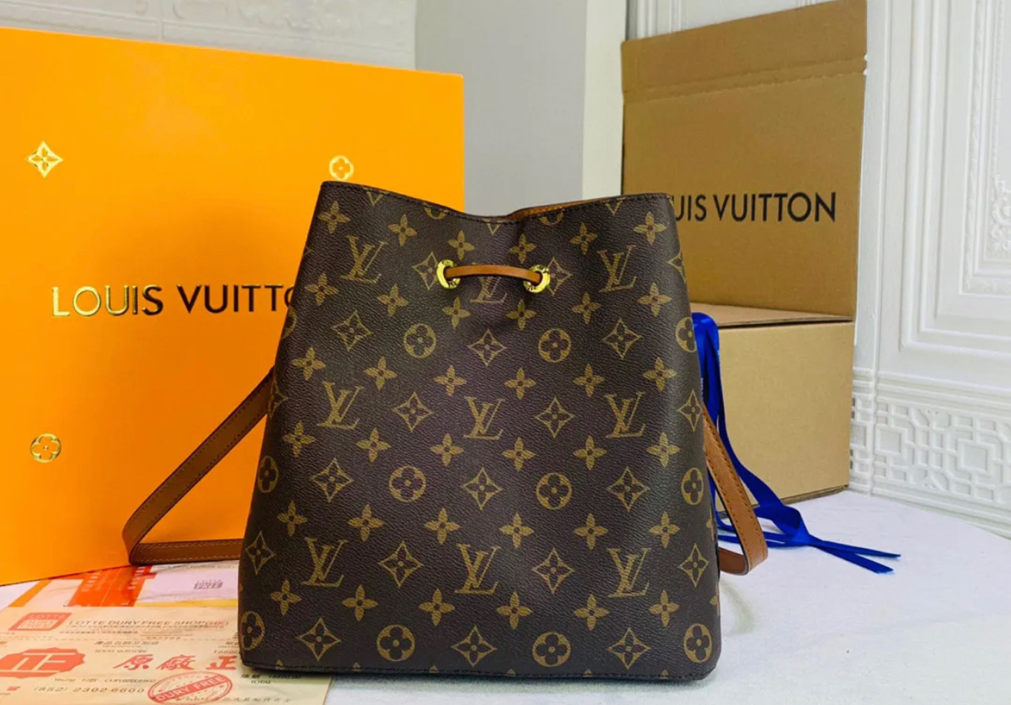 Louis Vuitton Messenger PM Shoulder Bag Crossbody Monogram Silver M43859  receipt