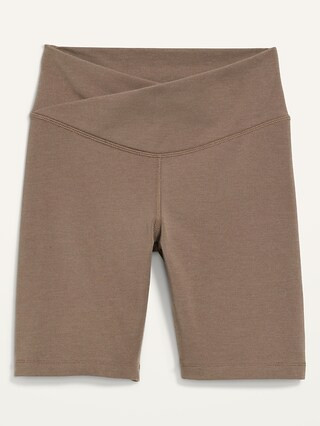 Extra High-Waisted PowerChill Crossover Hidden-Pocket Biker Shorts for Women -- 8-inch inseam | Old Navy (US)