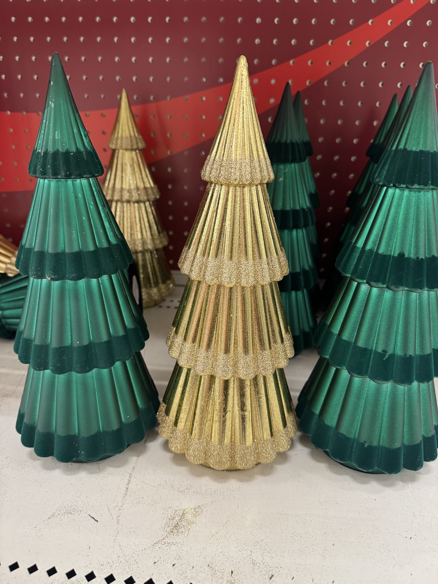 Christmas decor 

#LTKSeasonal #LTKHoliday #LTKCyberWeek