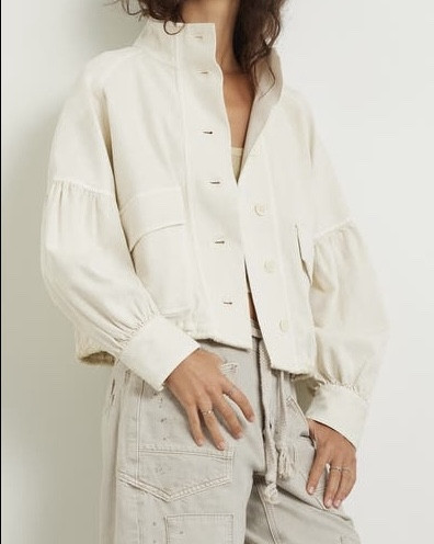 White jacket 
Green jacket
Spring jacket 

#LTKSeasonal