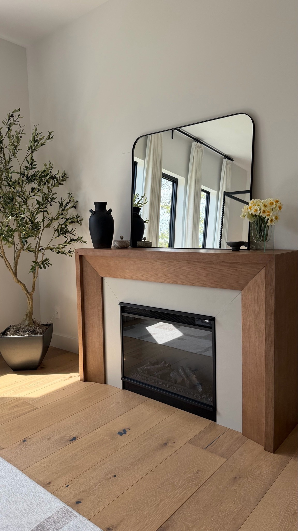 Our fireplace is on sale! 👏🏼👏🏼
 
electric fireplace, bedroom, mirror, modern, neutral, home decor

#LTKHome