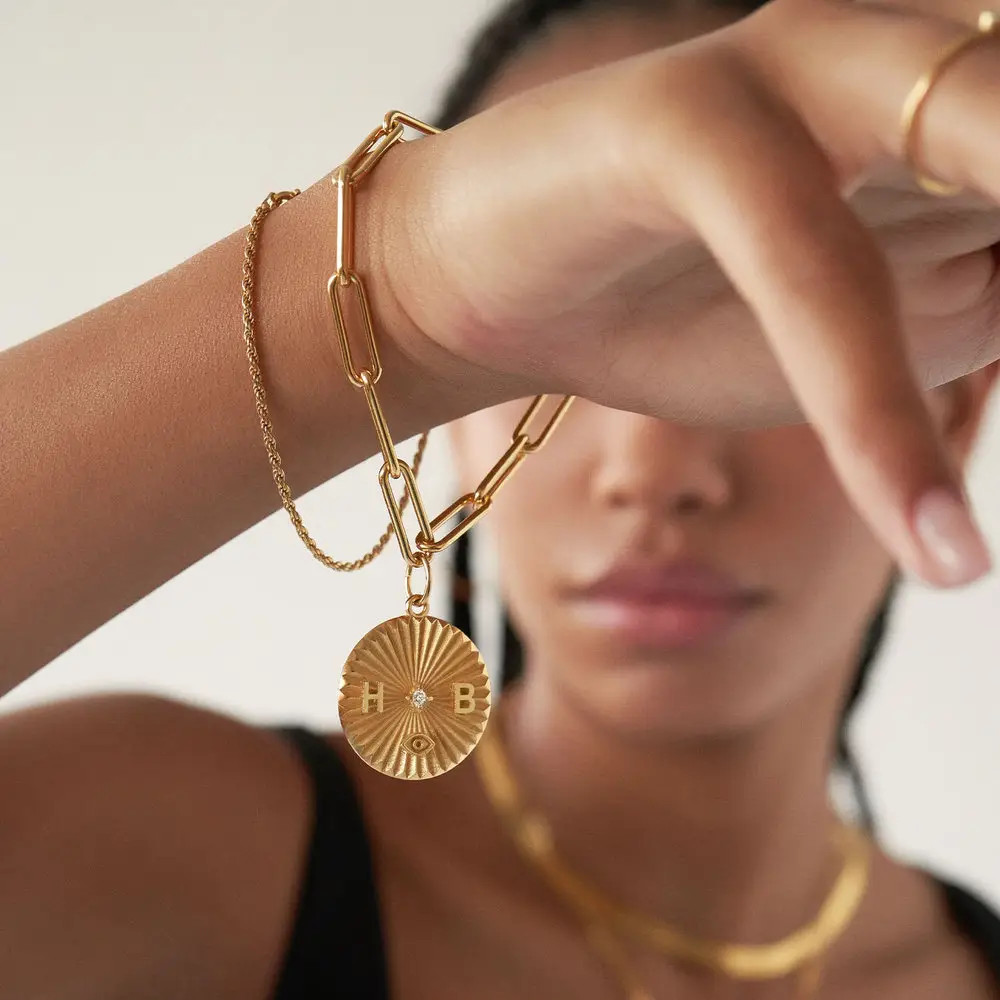 Tyra Initial Medallion Bracelet with Diamond - Gold Vermeil | Oak & Luna (US)