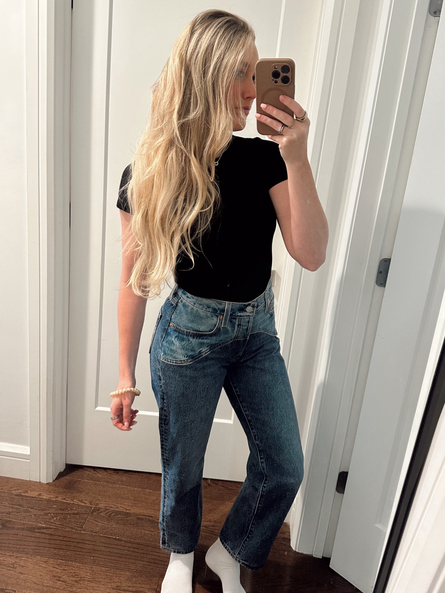 90s western Levi’s jeans, good American ribbed bodysuit tee

#LTKSaleAlert #LTKFindsUnder50 #LTKStyleTip