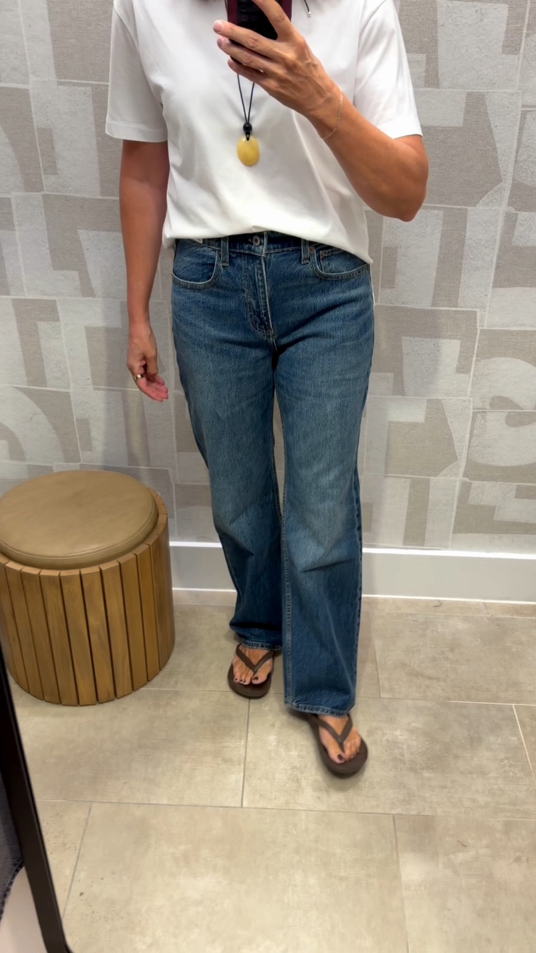 There’s a fab 25% off denim @abercrombie this weekend until August 10th. Here’s three of my favourite styles -
 You can get an extra 15% off with the code AFxLTK