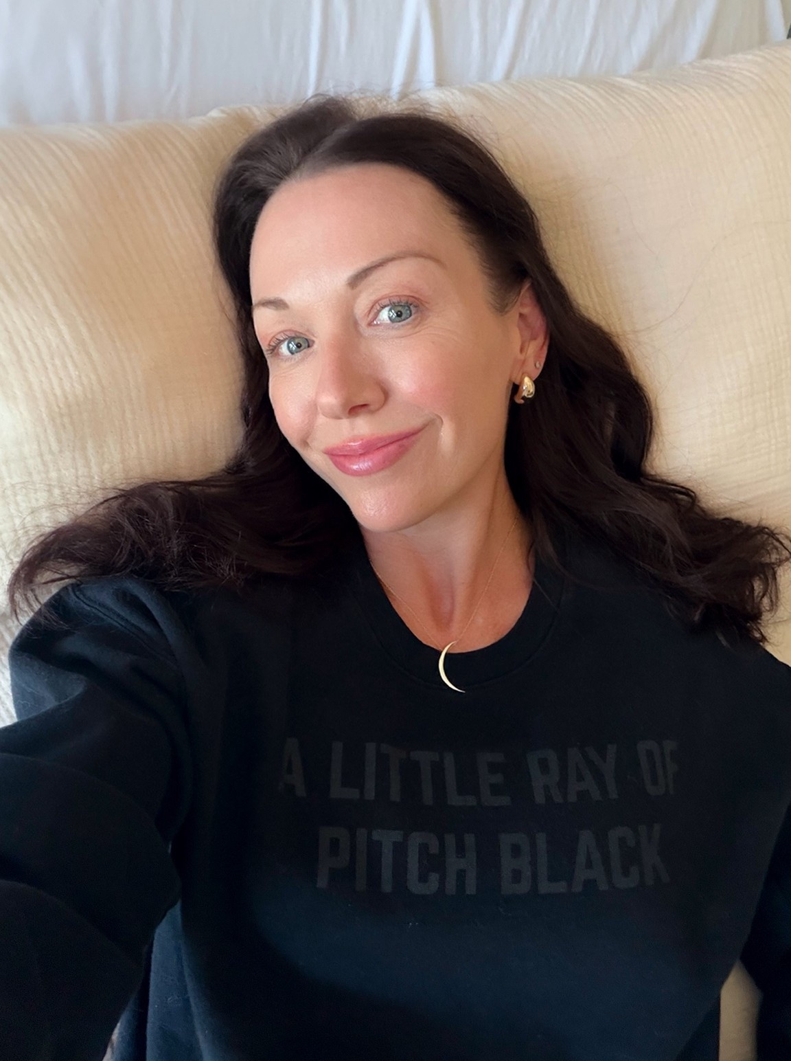 My quintessential fall sweatshirt, Little Ray of Pitch Black🖤