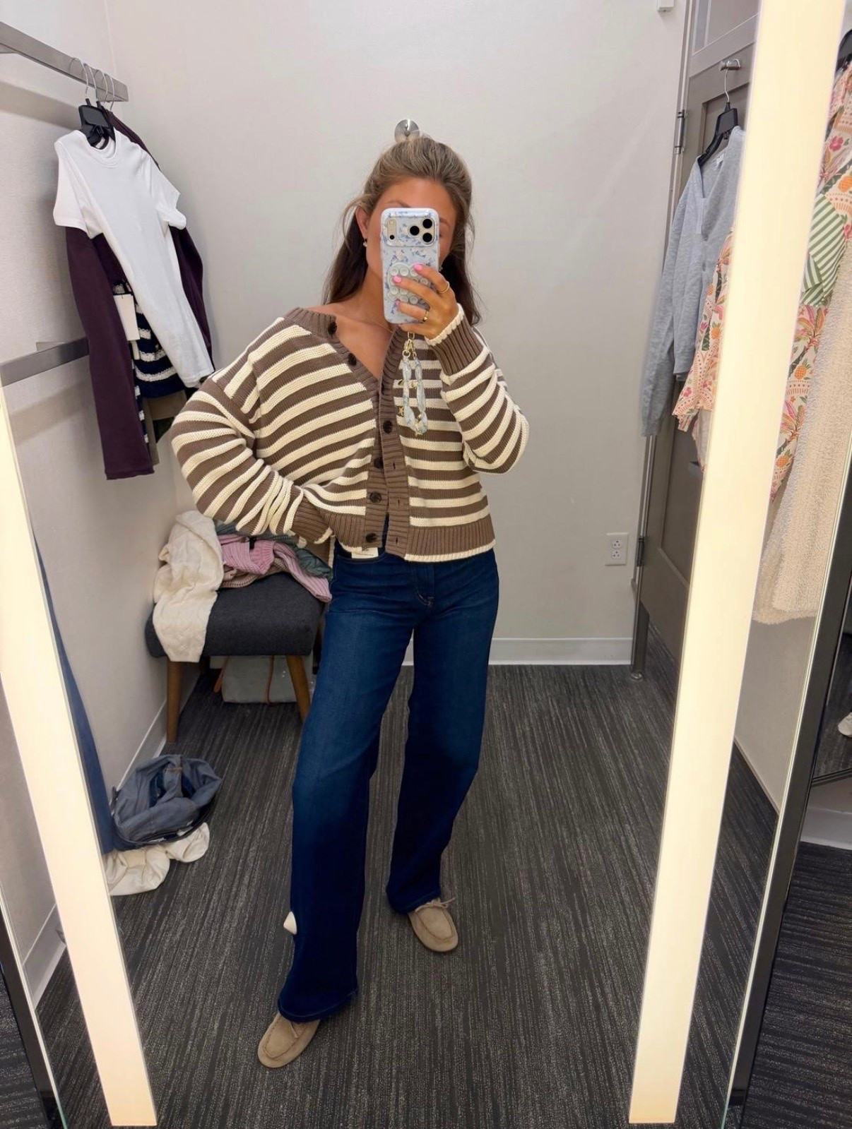 @Madewell  is having a denim sale! 20% off using code LTK20

#LTKxMadewell #LTKSaleAlert #LTKootd