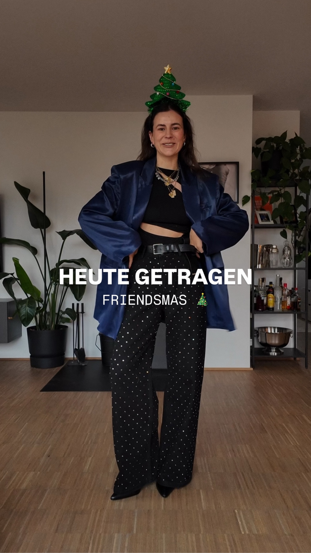 mein FRIENDSMAS outift 🎄
Body: Saint Sass

#LTKstyletip #LTKfestive #LTKdeutschland