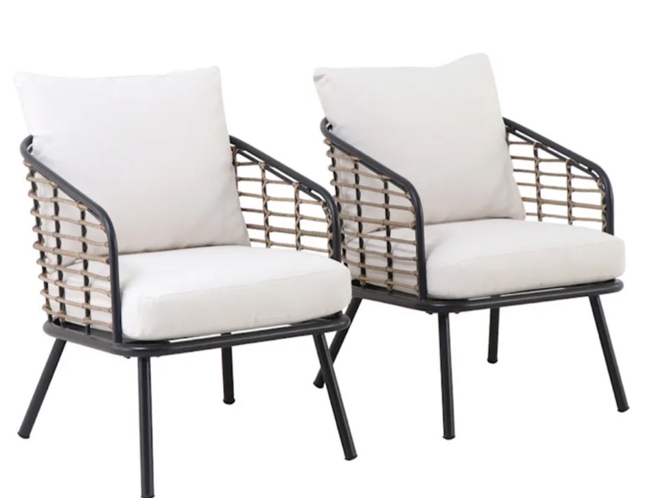 Patio seasonal porch outdoor furniture spring summer 

#LTKSeasonal #LTKhome