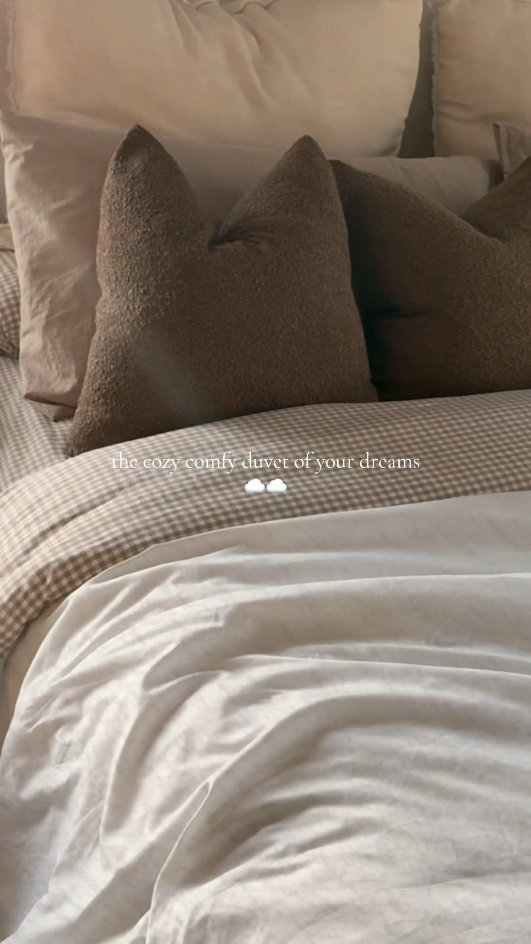 comfy duvet perfect for an inviting bed! I love this on our bed and makes the space so cozy 🧺☁️

Duvet, bedding, cozy bedding, master bedroom, bedroom, king size bed, bedroom inspo

#LTKmomlife #LTKHome #LTKSaleAlert