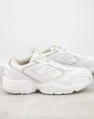 New Balance - 452 - Sneakers met dikke zool in wit | ASOS (Global)