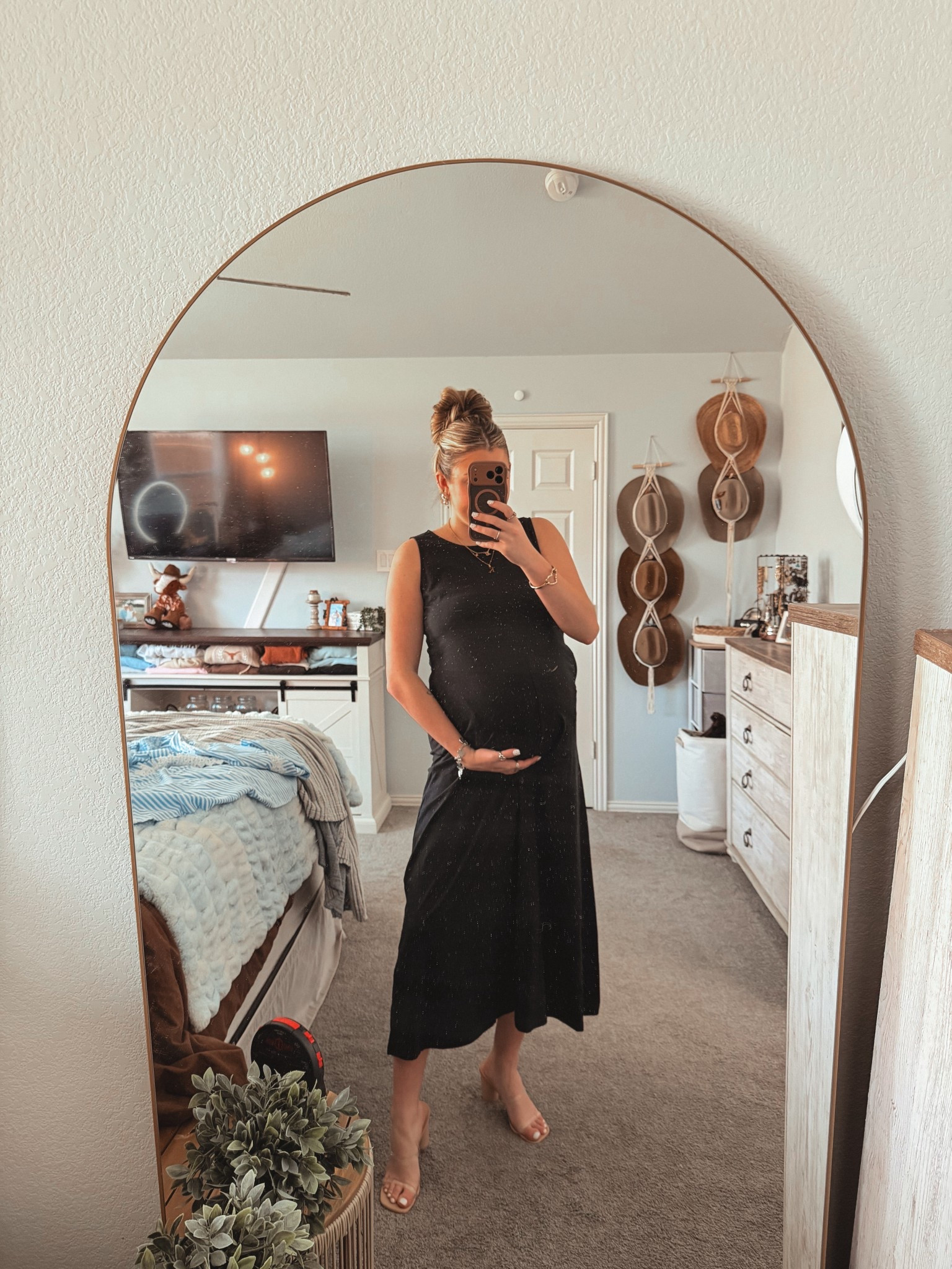 Maternity fashion. Bump friendly. Spring fashion. Ootd. Date night dress. Amazon  

#LTKSpringSale #LTKootd #LTKBump