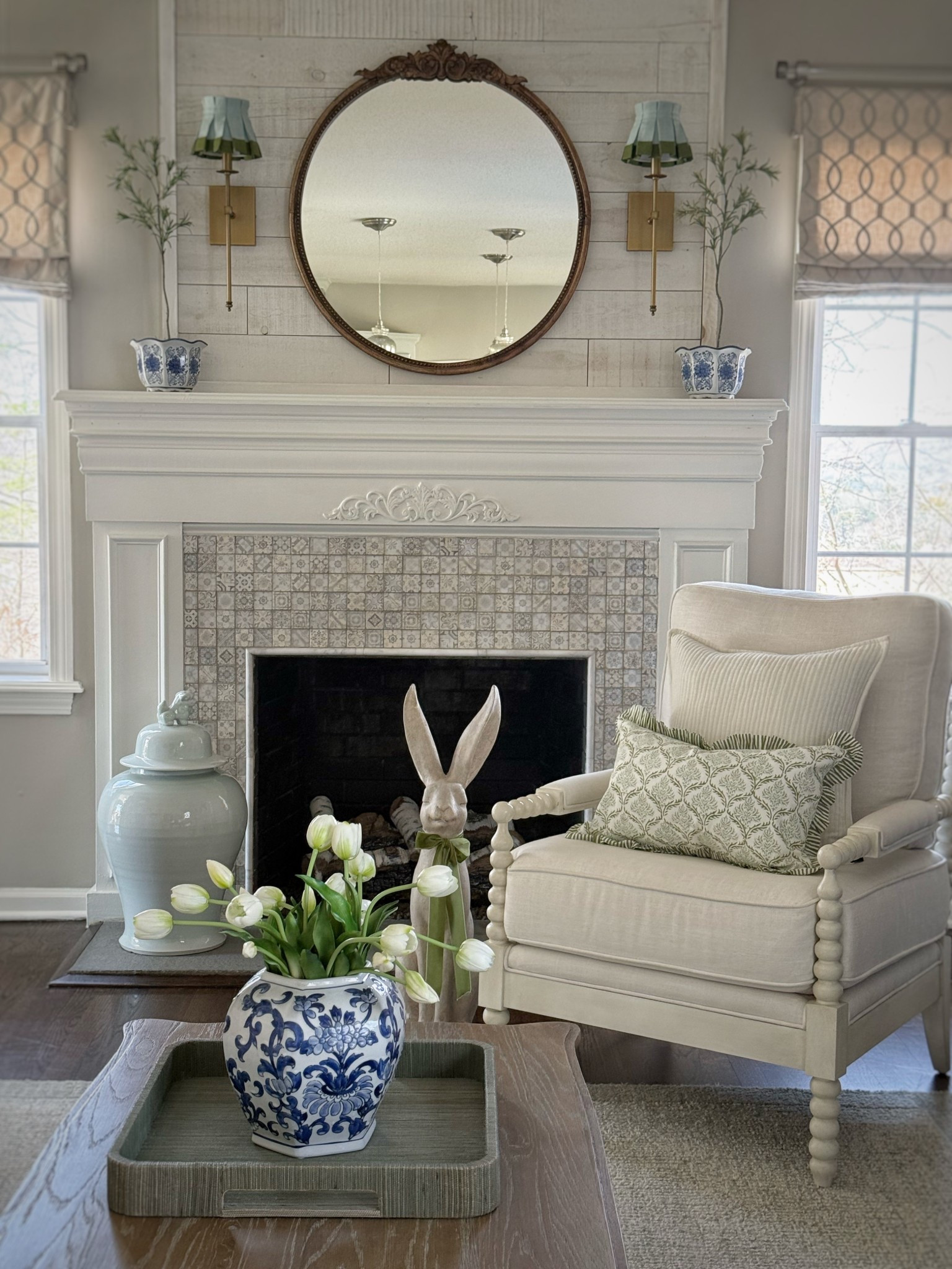 Spring decor. Spring pillow covers. 