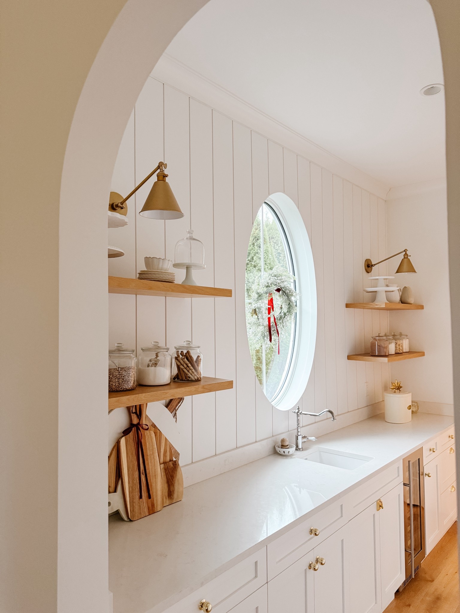 Christmas in the butlers pantry 🍷🌲 “This butler’s pantry becomes the ultimate Christmas hosting hub—set between the dining room and kitchen, it’s ideal for creating a festive bar, dessert station, or holiday buffet. Stocked with glassware, dishes, and entertaining must-haves, it keeps the celebration flowing. 


#LTKwinter #LTKsale #LTKhome