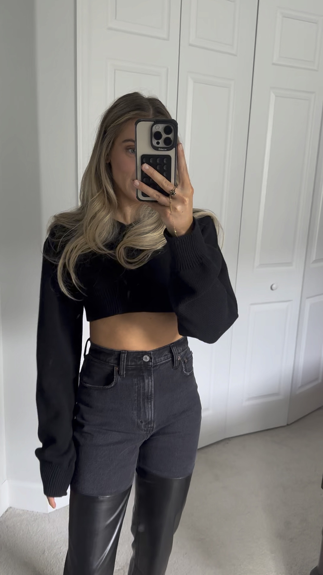 Abercrombie. Mixed Fabric Ultra High Rise 90s Straight Jean. 25% off Abercrombie denim with code DENIMAF until Feb 12.

#LTKVideo #LTKsalealert #LTKfindsunder100