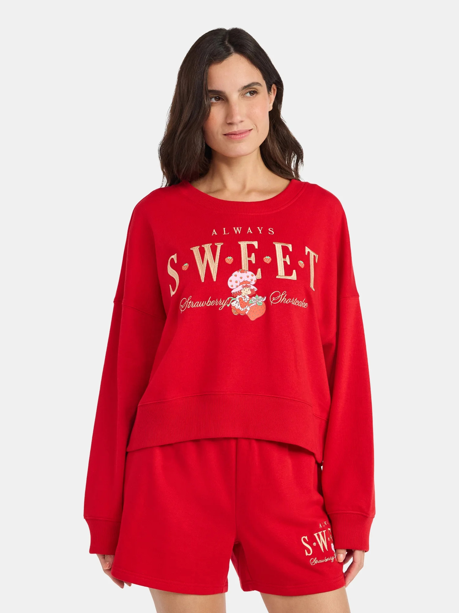 Strawberry Shortcake Women’s Cropped Boxy Graphic Sweatshirt, Sizes XXS-XXL | Walmart (US)