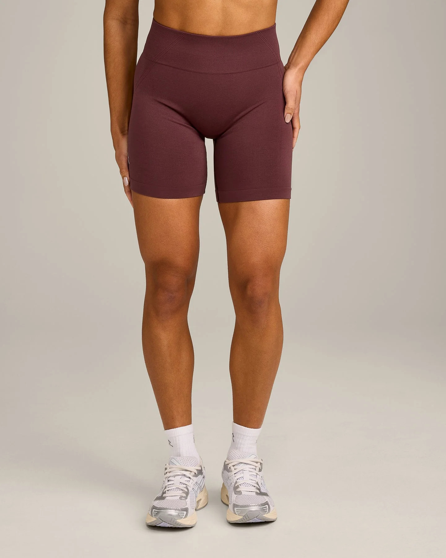 EffortlessLift™ Seamless Mid Rise Shorts with Grey Logo 
 Velvet Mocha | Oner Active (UK / US)