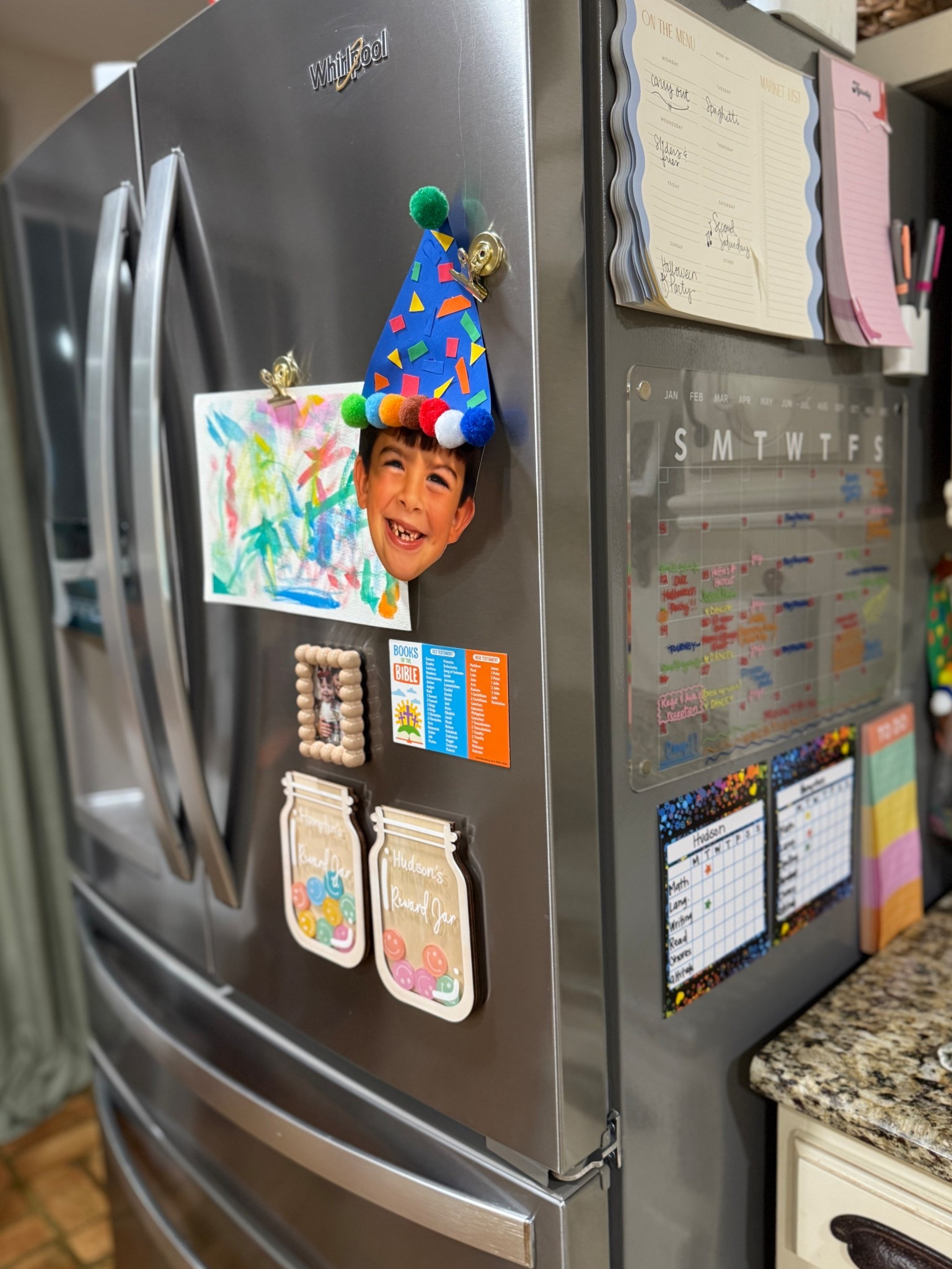 Team cluttered fridge for life 🤍

My acrylic calendar is literally the looked at 15 times a day (only by mama obviously) but I couldn’t live without it! Their reward jars and sticker charts have also been a fun addition to the fridge, and a great bribe to get these boys to act right 😂💀