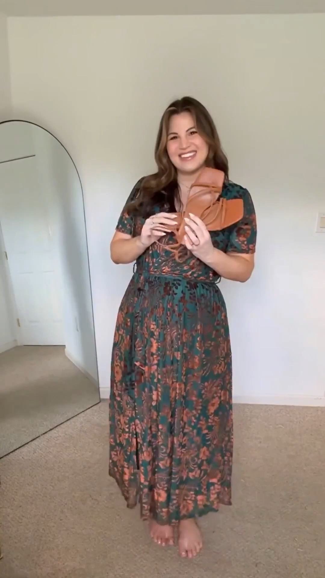 This is the perfect  wedding guest dress! 
Dress- size 14 (fits roomy, could have sized down)
Shoes- size 10 (runs big, size down)


Fall wedding guest dress, midsize fashion, Amazon dresses, Amazon fashion, sale alert




#LTKWedding #LTKMidsize #LTKootd