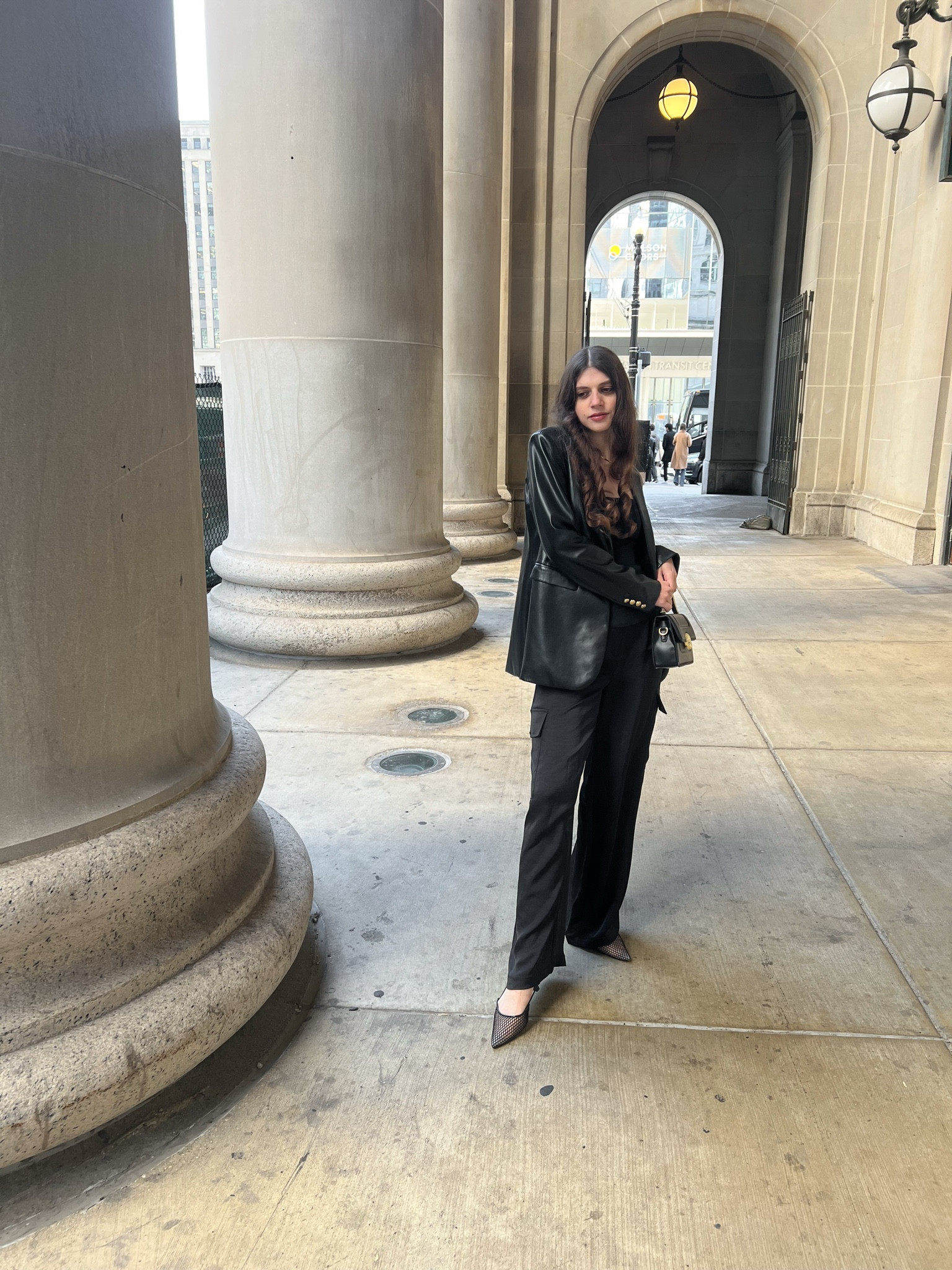 elevated basics >> @aritzia @stevemadden

#LTKFindsUnder100 #LTKShoeCrush