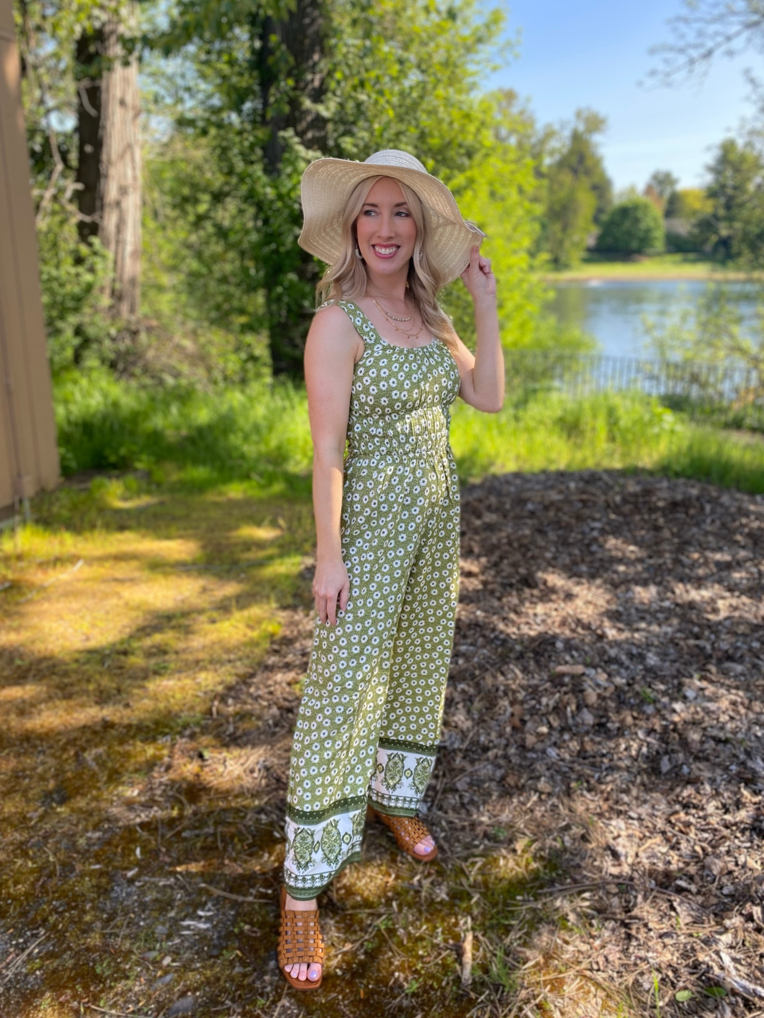 We finally got this jumper in! 💚🥰