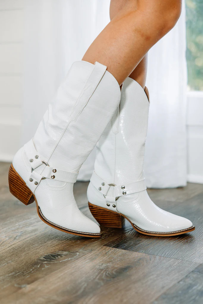 Down Broadway Cream White Western Boots | The Mint Julep Boutique