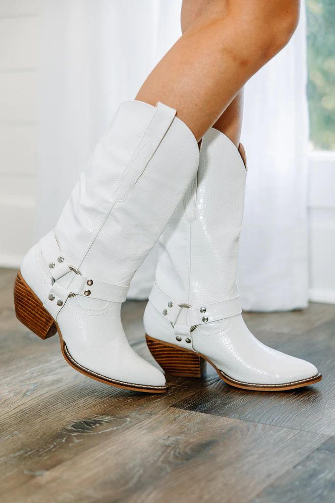 Down Broadway Cream White Western Boots | The Mint Julep Boutique