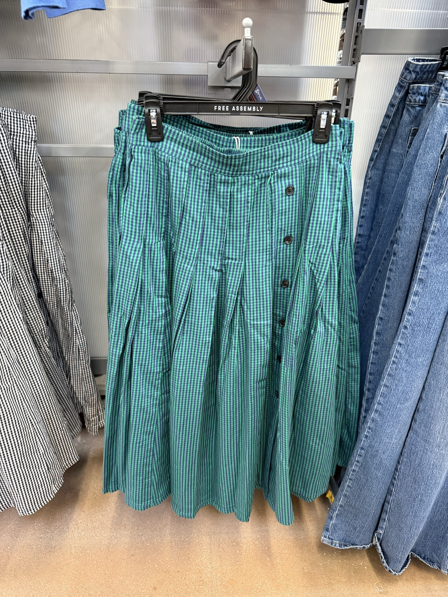 Walmart finds 
Vest
Sweater 
Denim 
Dress 
Winter fashion 
Walmart fashion 
Mom outfit 
Trendy outfits 
Winter outfit 
Winter fashion  

#LTKmomlife #LTKootd #LTKgrwm