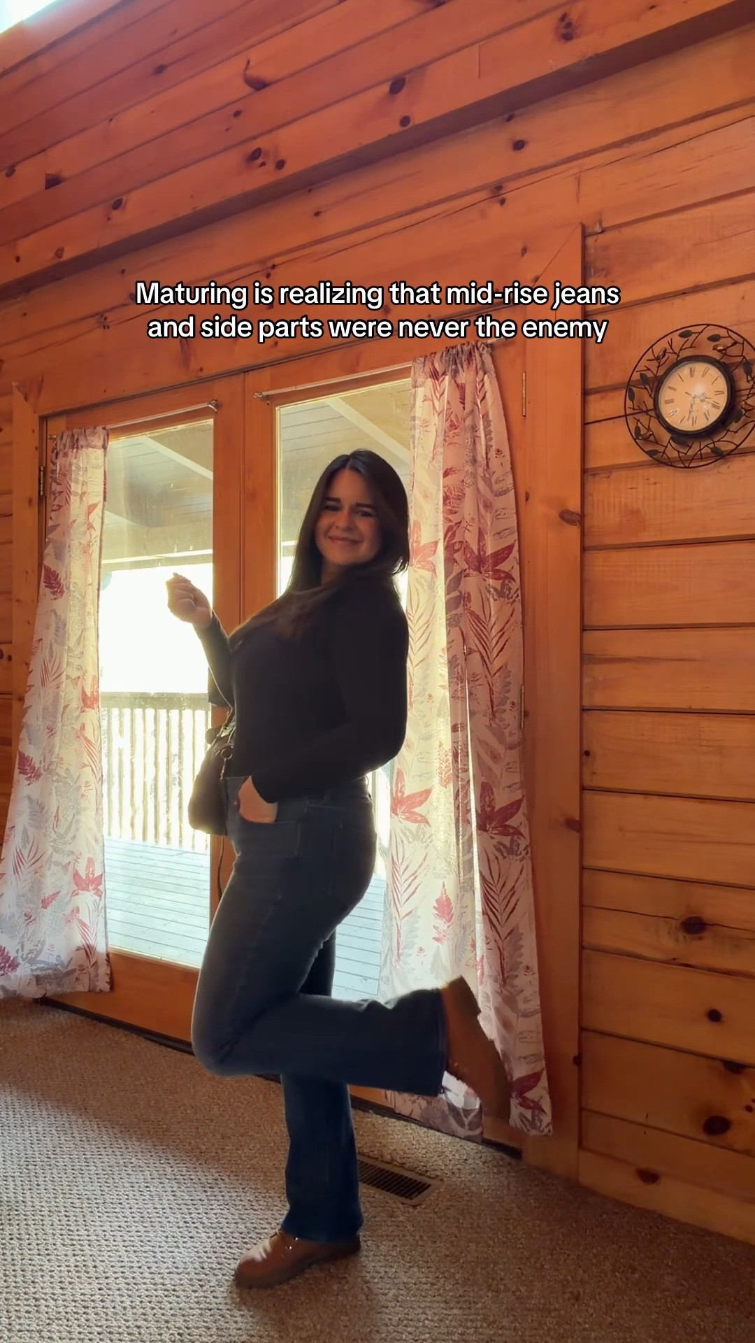 My first pair of mid-rise jeans in a looong time and I’m in love. 🙂‍↕️

#LTKU #LTKGiftGuide #LTKMidsize