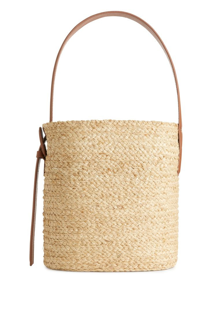 Straw Bucket Tote | H&M (UK, MY, IN, SG, PH, TW, HK)