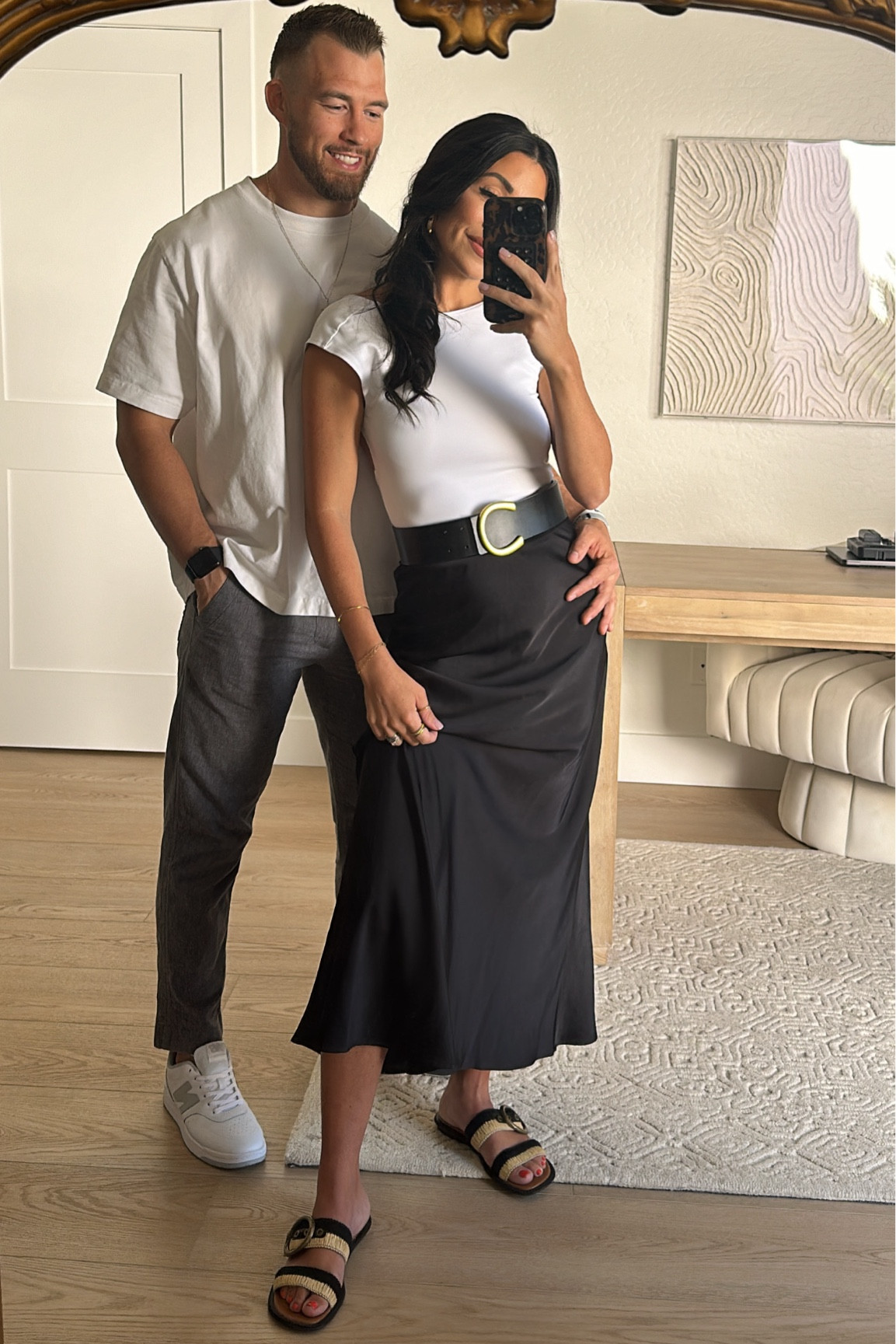 Happy Sunday! Linking our Sunday outfits 
I am in Amazon // Brody is in Abercrombie (use code BLAMEITONDEDE)

Men’s finds 
Abercrombie finds 
Family outfits
Men’s trousers 
Men’s sneakers 
DSW finds 



#LTKstyletip #LTKfamily #LTKmens