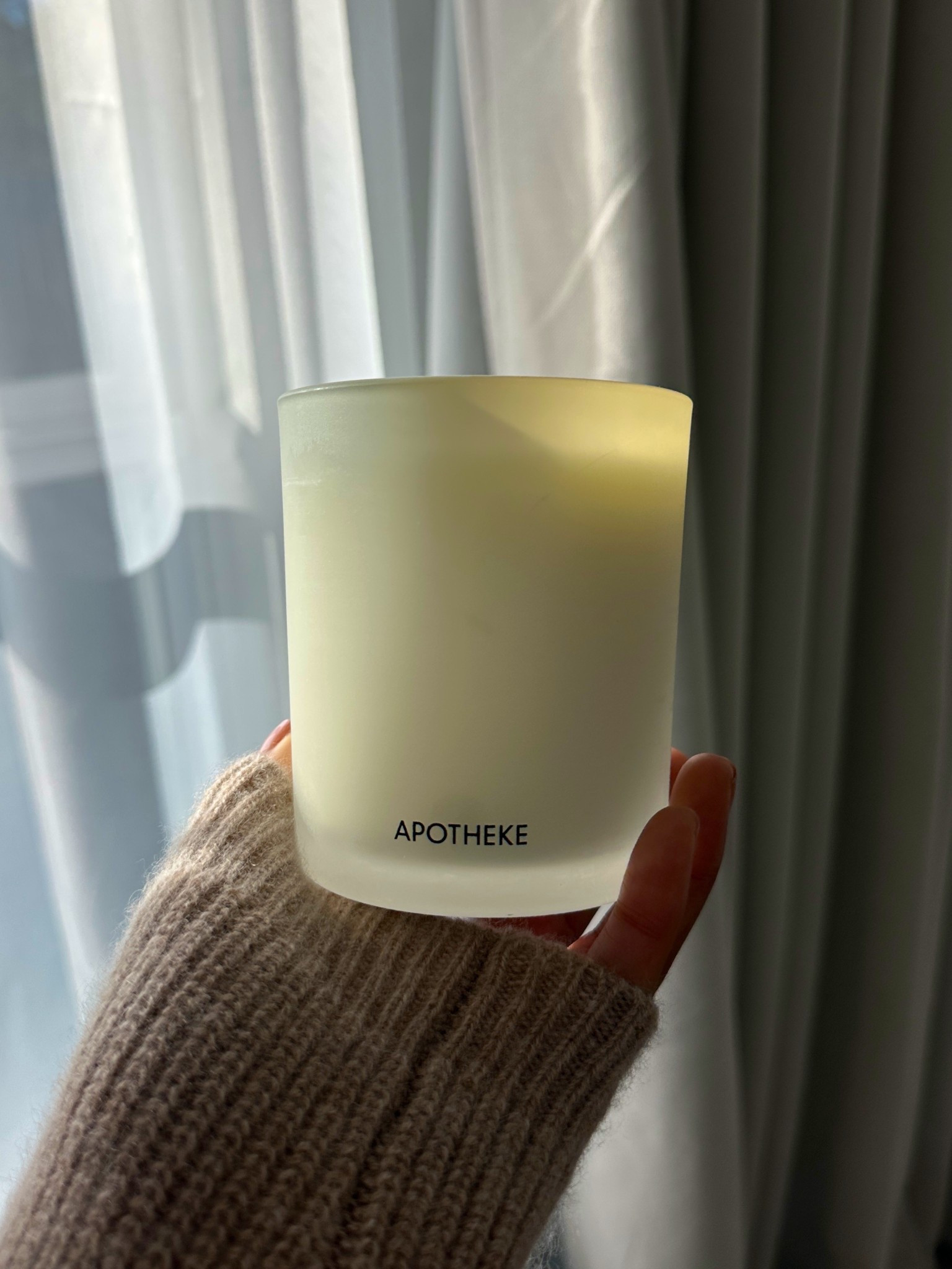 This scent is very clean. It smells like the spa at a resort. It’s earthy, bright, and complex, but also soothing. It’s heavy on the eucalyptus and vetiver with notes of lilac, amber, cedarwood, and sandalwood. 

home fragrance • home fragrance aesthetic • room fragrance • home scents • candles • candle aesthetic 

#LTKHome #LTKFindsUnder100