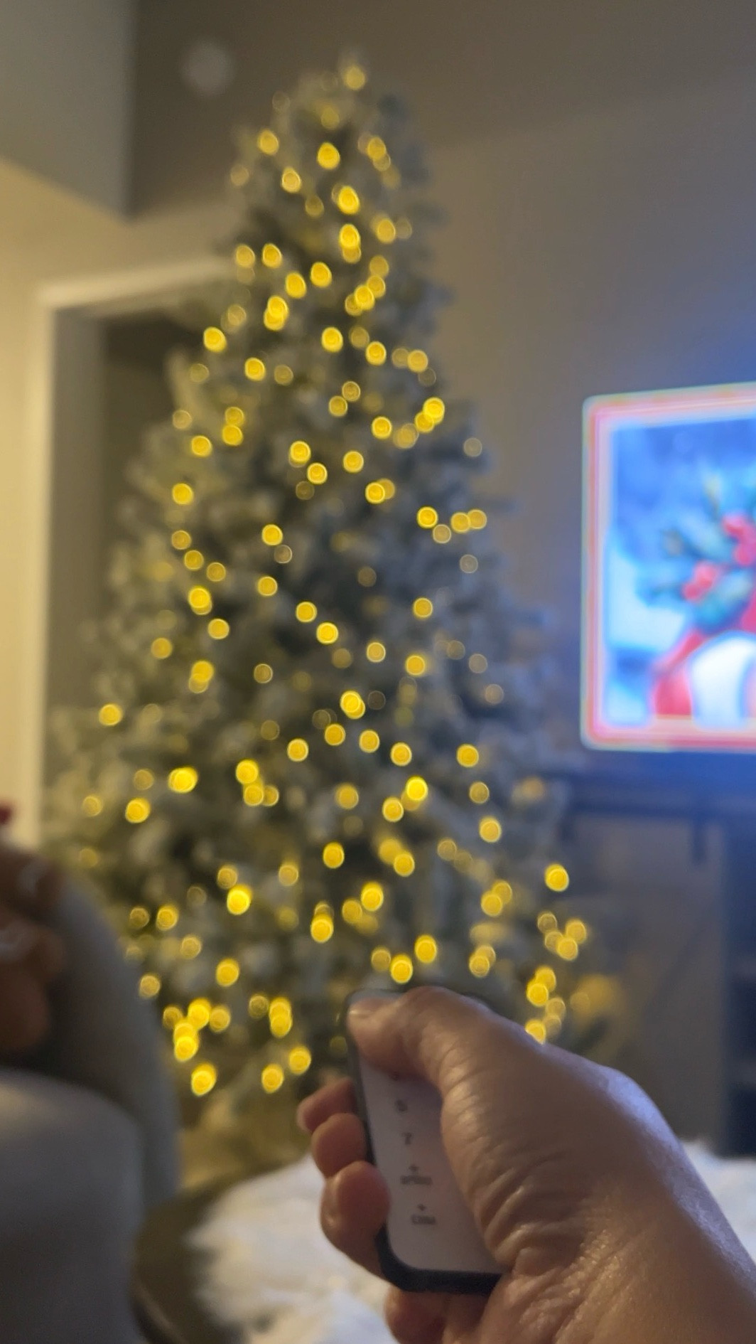I found the perfect fairy twinkle lights 
for my unlit christmas tree ✨🎄

#LTKHome #LTKFindsUnder50 #LTKHoliday