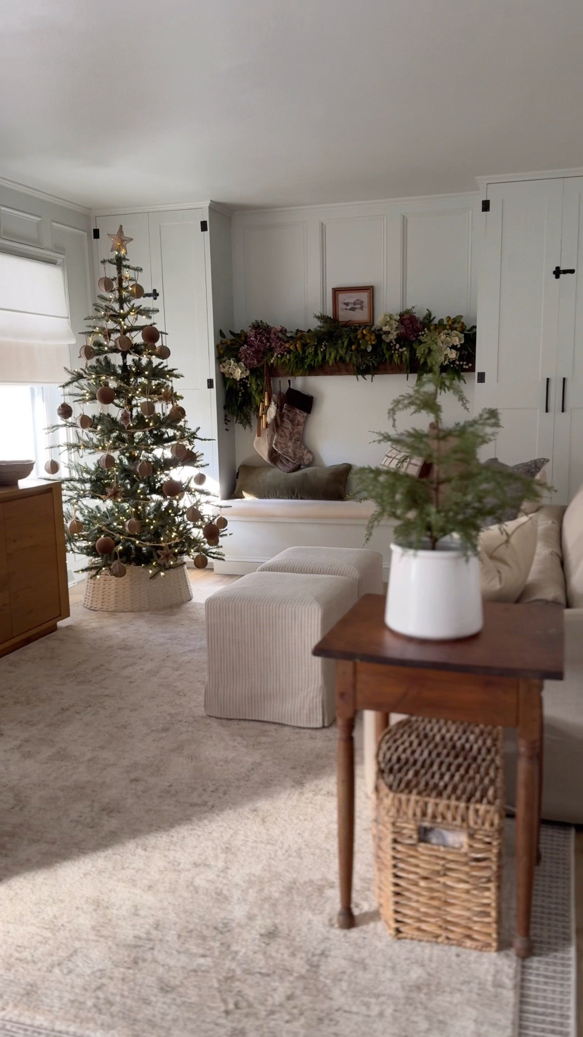 christmas in our family room 🎄

#LTKHoliday #LTKHome #LTKSeasonal
