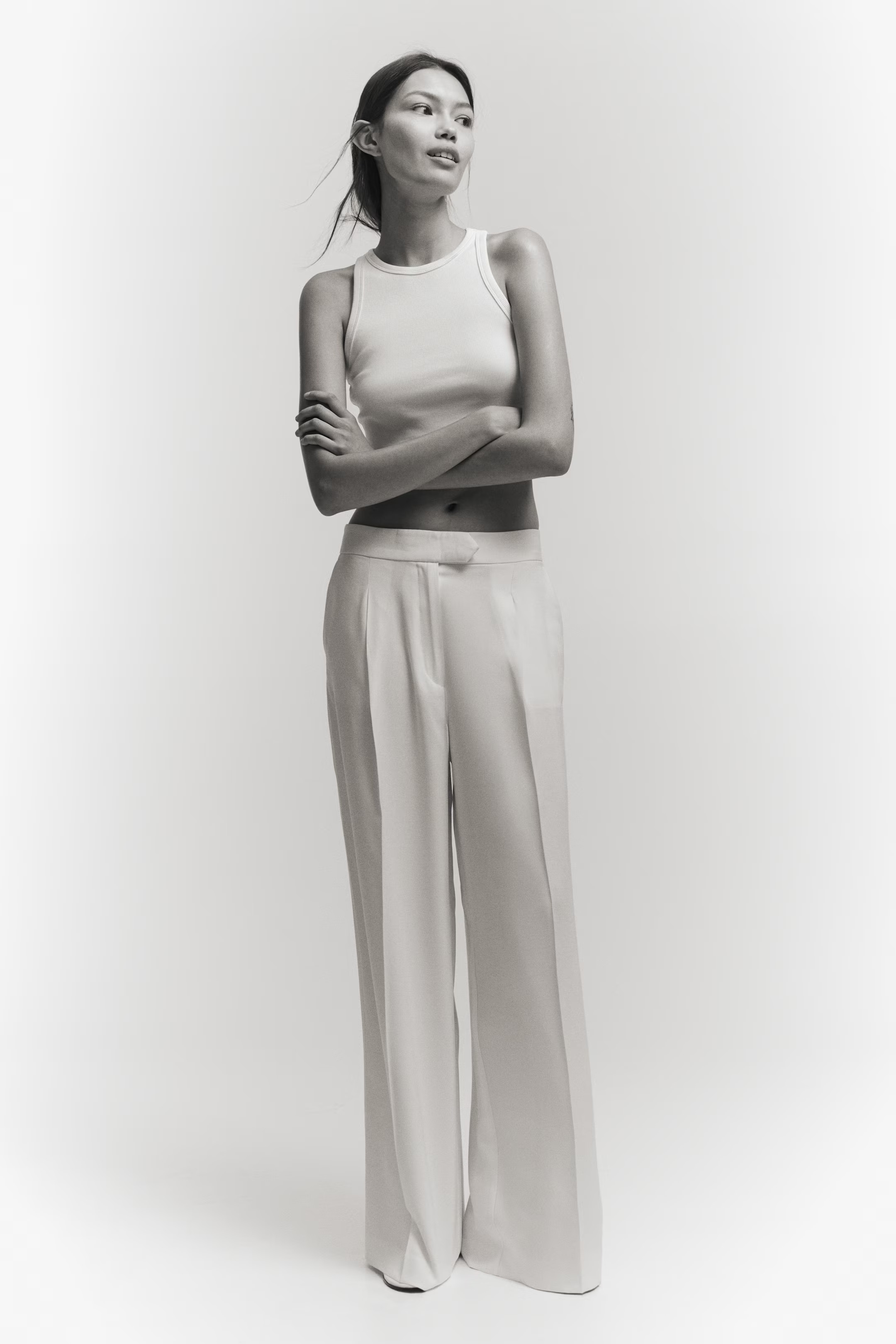 Wide trousers | H&M (UK, MY, IN, SG, PH, TW, HK)