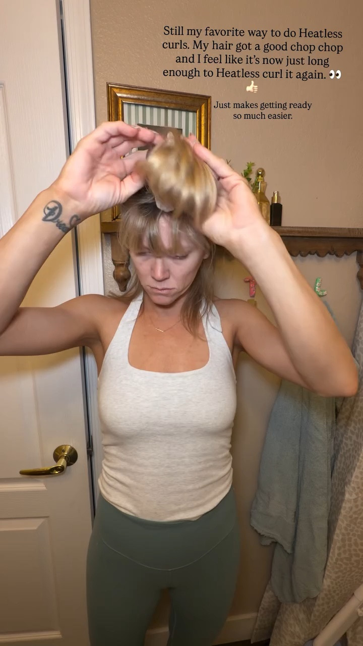 Still my favorite way to do Heatless curls. My hair got a good chop chop and I feel like it’s now just long enough to Heatless curl it again. 👀👍🏻 Just makes getting ready so much easier.