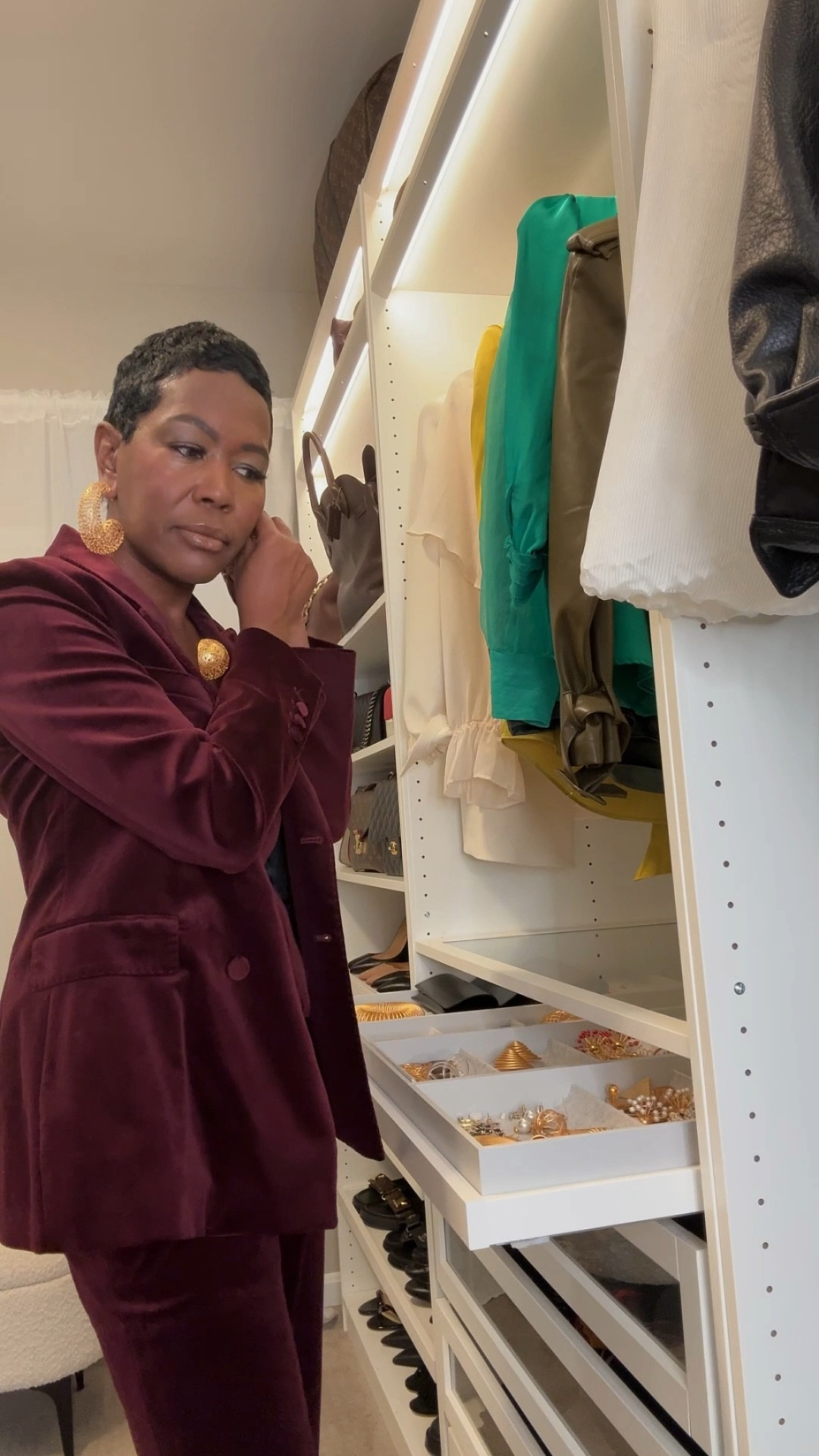 Holiday suits, elevated

#HolidayStyle
#HolidayLooks
#HolidayOutfit
#FestiveFashion
#SeasonalStyle
#HolidayGlam

#LTKgrwm #LTKU #LTKHoliday