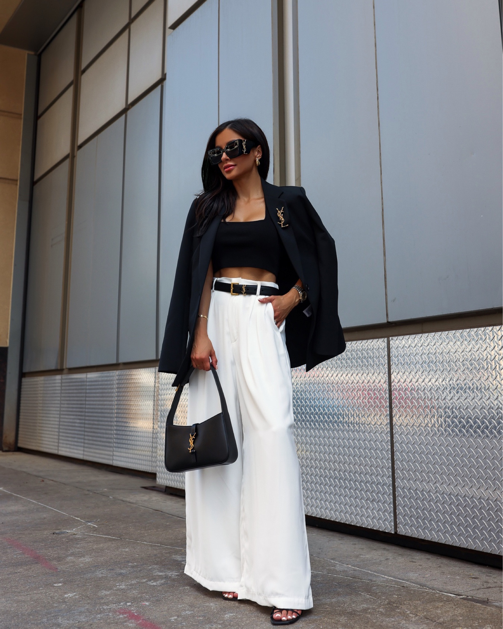 Amazon white trousers wearing an XS short
Amazon blazer wearing an XS


#LTKworkwear #LTKfindsunder50 #LTKfindsunder100