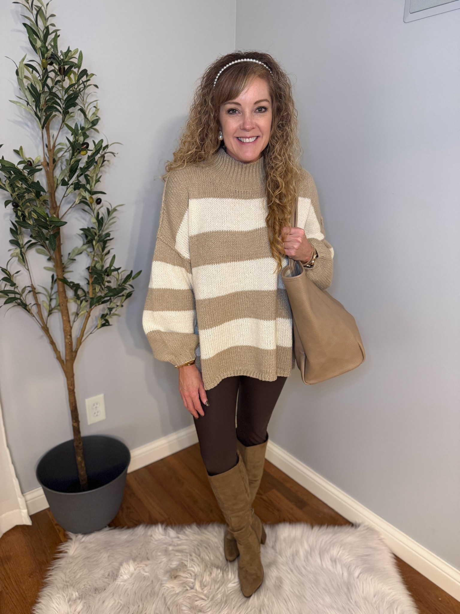 Amazon Thanksgiving outfit / fall outfit / church outfit / date night / over 40 style 

Sweater- size small
Leggings- size small
Boots- size 8, tts 

#LTKFindsUnder50 #LTKootd #LTKOver40