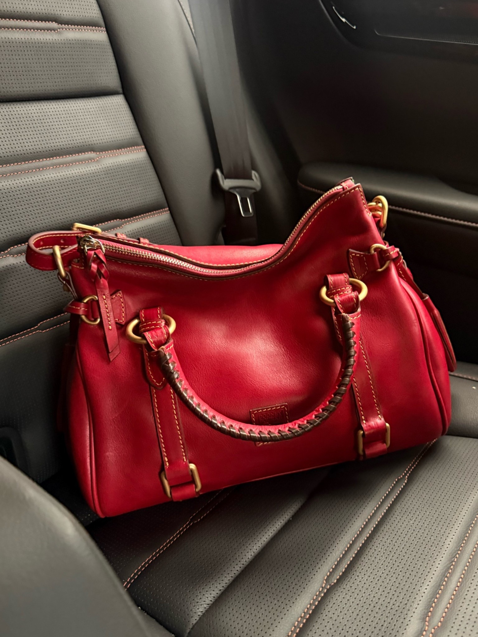 Dooney & Bourke Satchel Genuine leather bag

#LTKSaleAlert #LTKgrwm #LTKootd