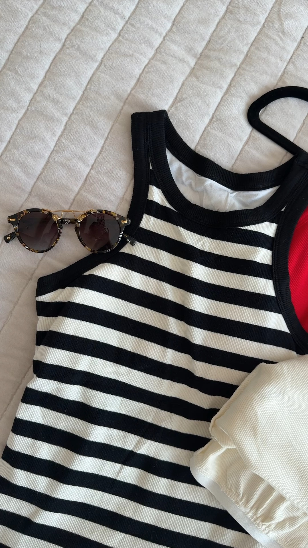 Built in bra tanks 
Runs TTS
Big spring sale 

#LTKMidsize #LTKSaleAlert #LTKOver40