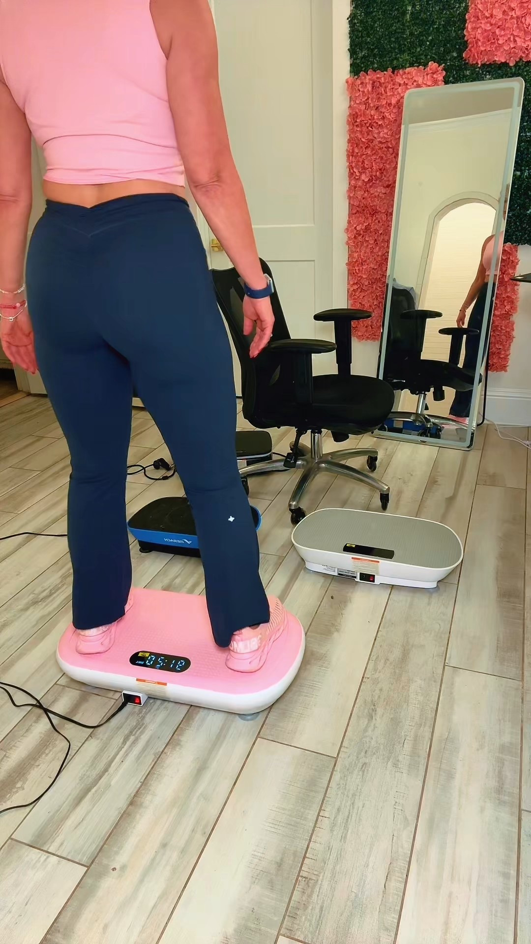 50 year olds can still shake it
This vibration plate is my go to for circulation swelling lymphatic drainage and daily movement without a workout
Perfect for tired feet low impact days and anyone wanting an easy wellness boost at home
Linked the exact one I use on my page



vibration plate
lymphatic drainage plate
circulation boost
swelling relief
low impact wellness
wellness over 40
wellness over 50
at home wellness tools
longevity tools
daily recovery essentials


#LTKOver40 #LTKselfcare #LTKfitnessgoals