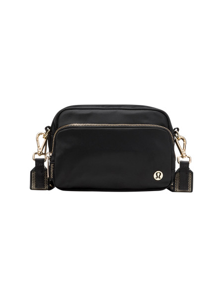 Everywhere Crossbody Bag 2L | Lululemon (US)